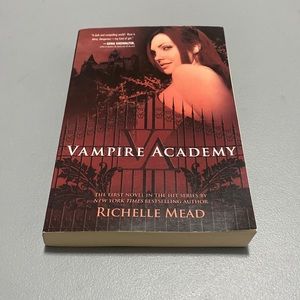 Vampire Academy softcover book by Richelle Mead